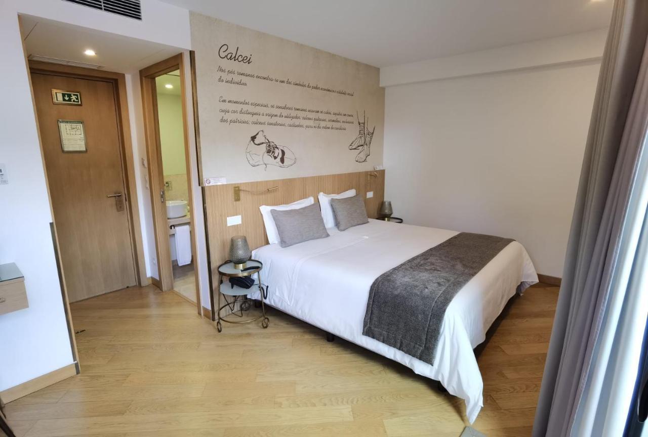 Castelo Hotel ชาเวส ภายนอก รูปภาพ